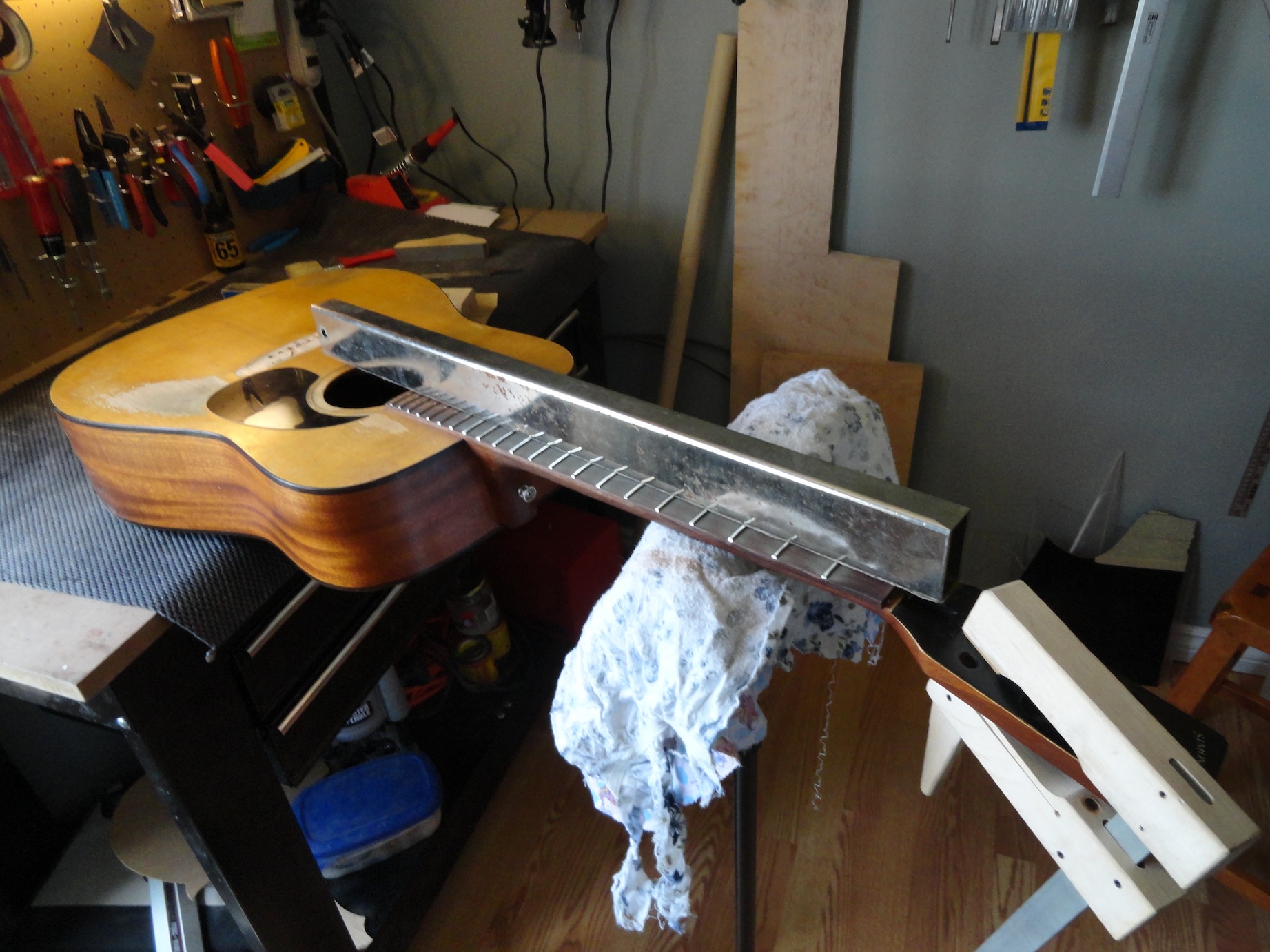 ottawa guitar refret and fingerboard levelling