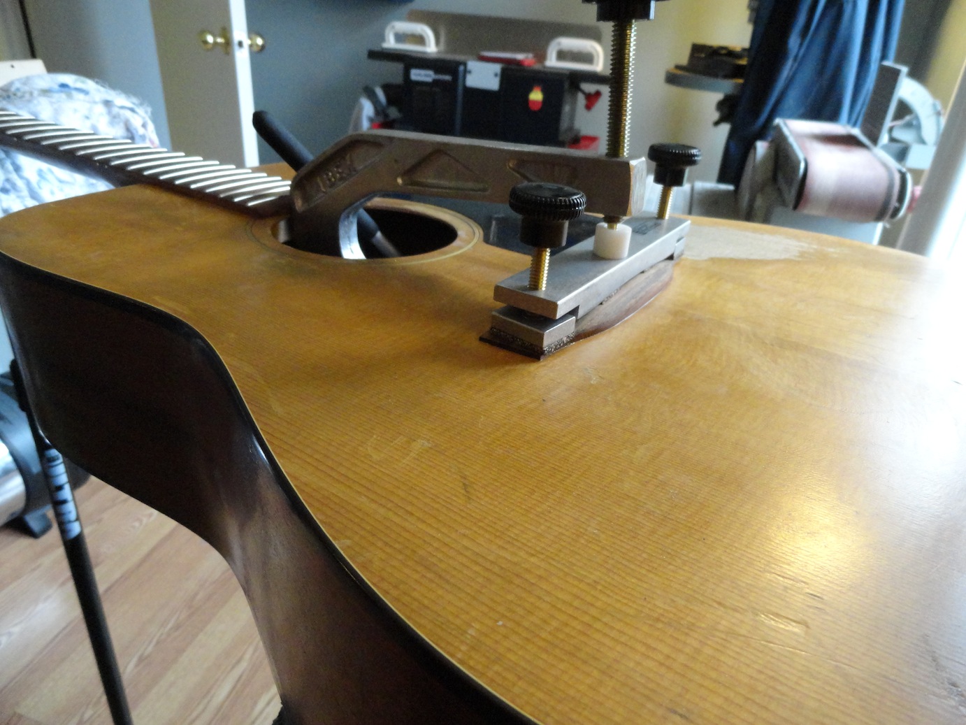 ottawa guitar repair - re-glueing the bridge